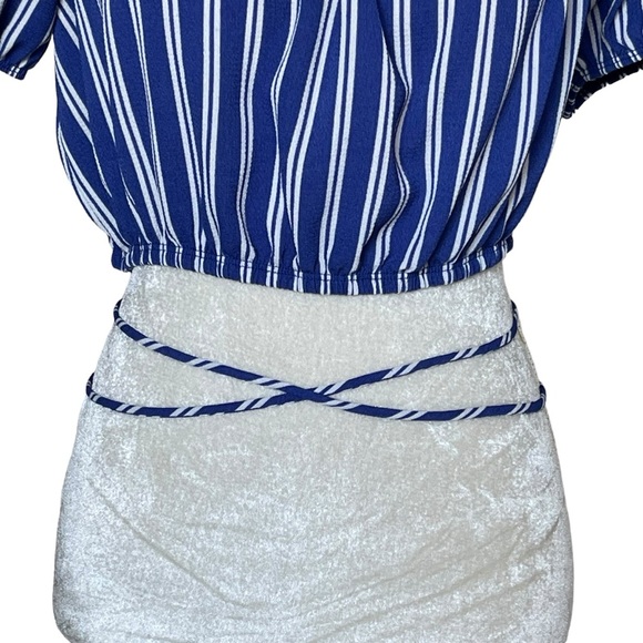Free Kisses Nautical Striped Off On Shoulders Crop Top Blouse Women’s Size XL - Picture 3 of 8